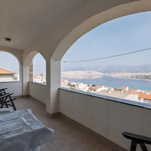 sweet-one-bedroom-apartment-with-small-balcony-and-great-view.hotelinzadar.com/